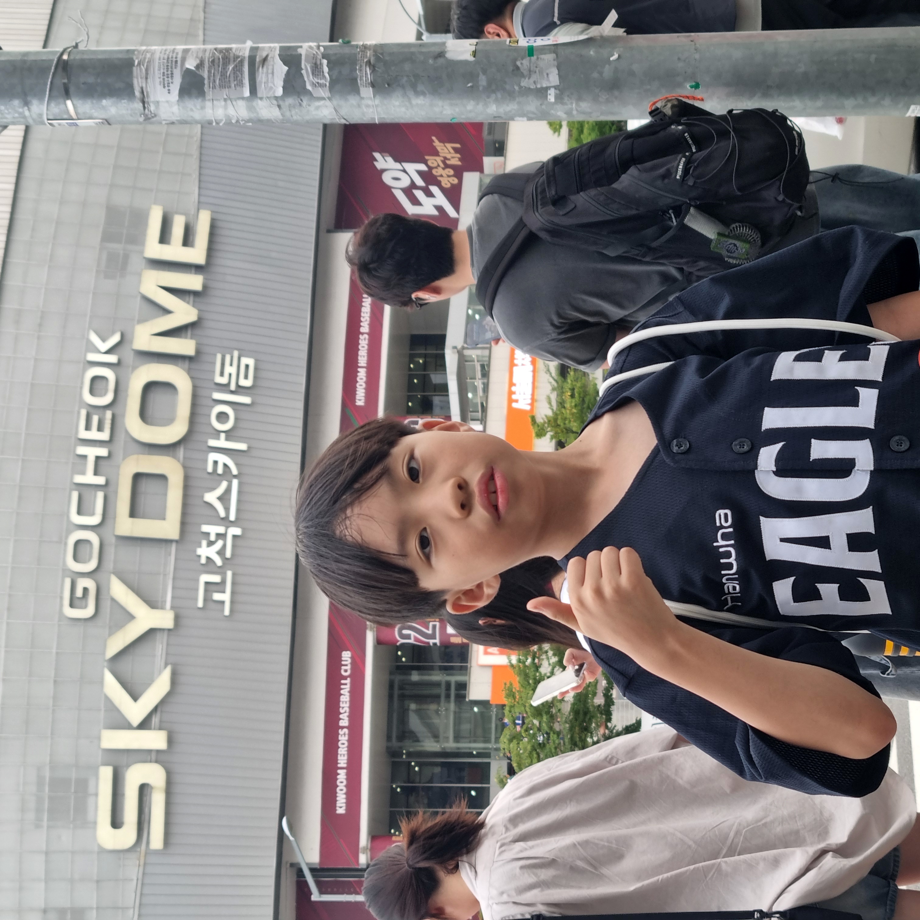 e52b12b8-9ca7-4066-bdda-feaf561dad24.jpg